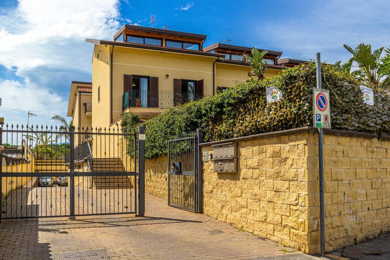 Villetta Desiderio Apartment Giardini-Naxos Zewnętrze zdjęcie