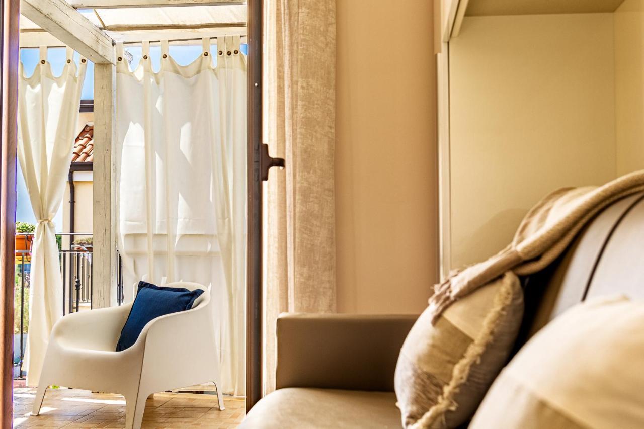 Villetta Desiderio Apartment Giardini-Naxos Zewnętrze zdjęcie